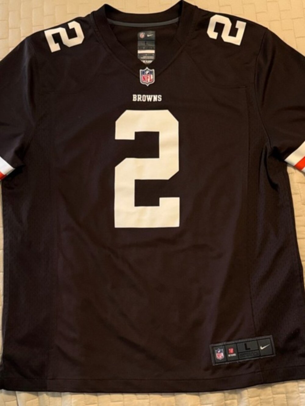 Men’s Nike On Field Johnny Manziel Browns NFL jersey. Size L.
